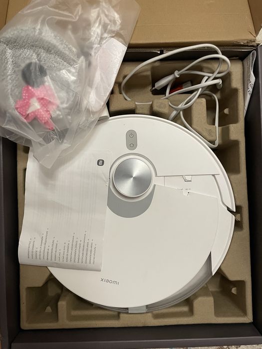 Робот-пылесос Xiaomi Robot Vacuum S20+ белый