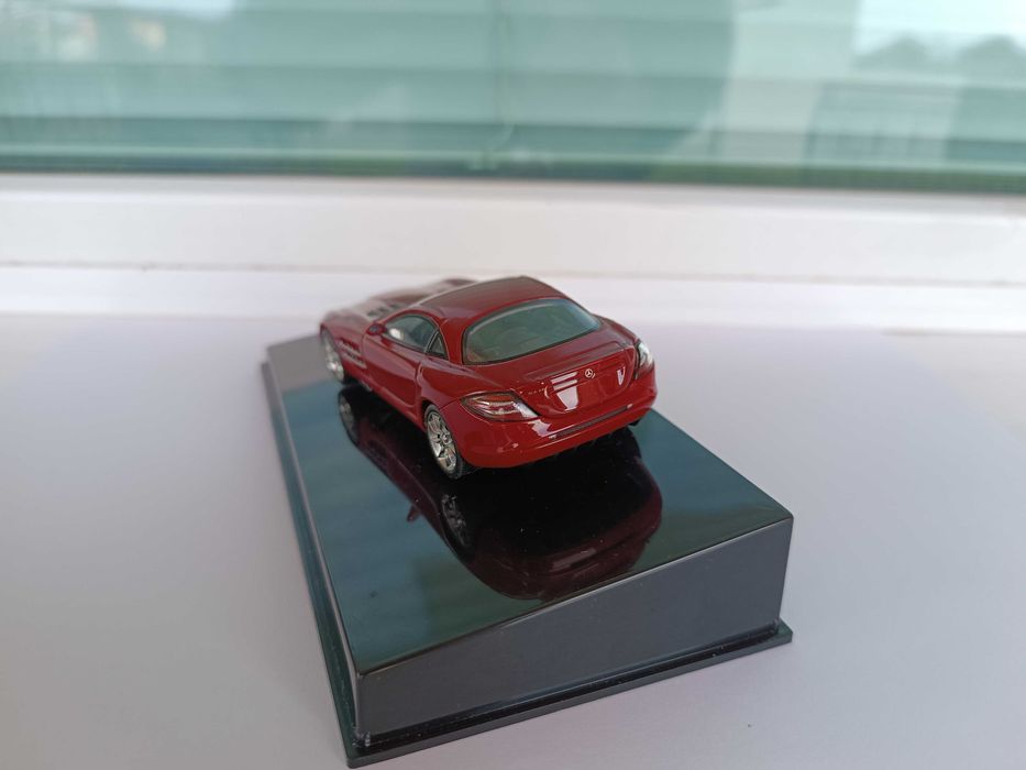 Колекционерски модел 1:43 AUTOart - Mercedes McLaren SLR
