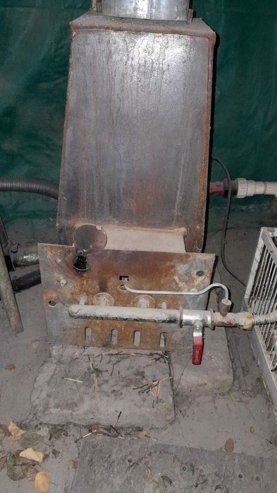 Uyga pechka ishlidi holati yaxshi