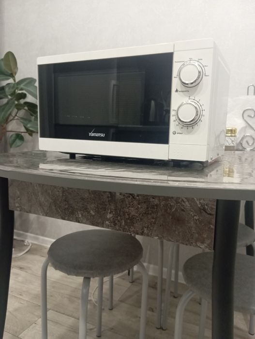 Продам микроволновую печь.