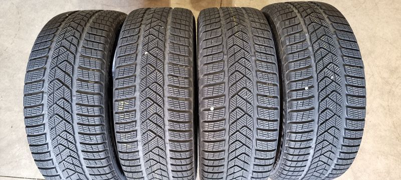 235/45/19 PIRELLI 4бр RunFlat