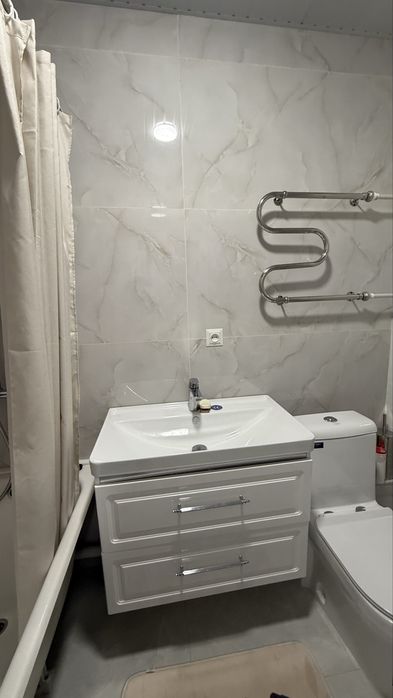 Срочно!!продается квартира от собстренника .Яккасарайский район .51кв