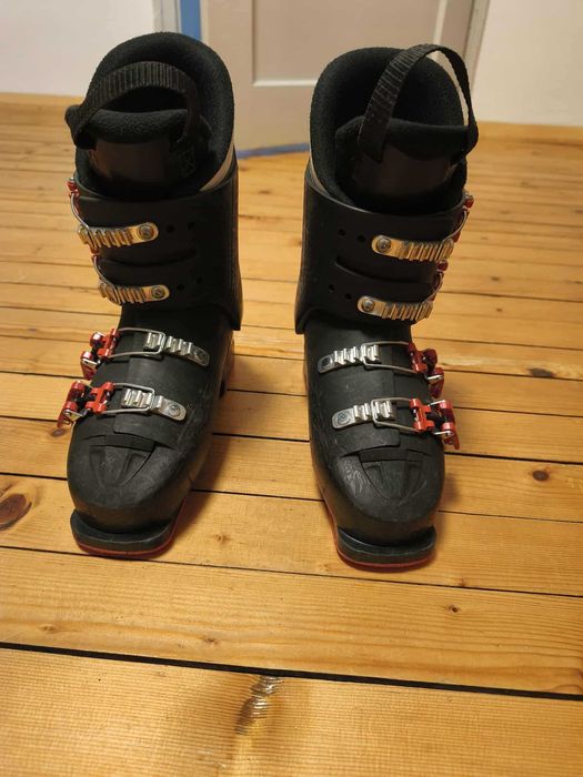 Ски обувки втора употреба