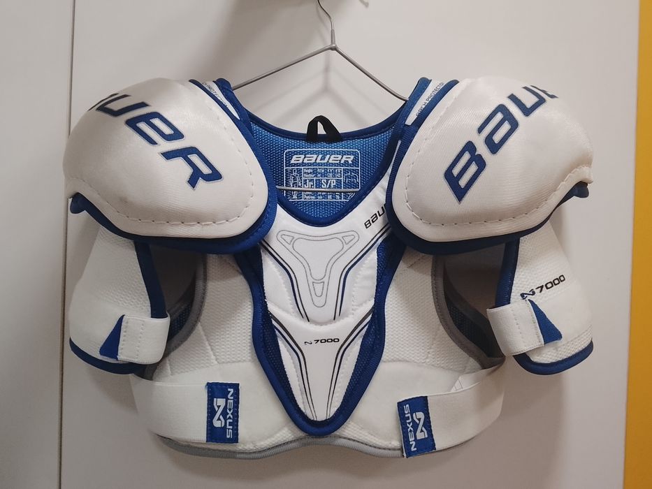 Нагрудник Bauer Nexus 7000 Jr  белый, размер Junior 2, рост 132–142 см