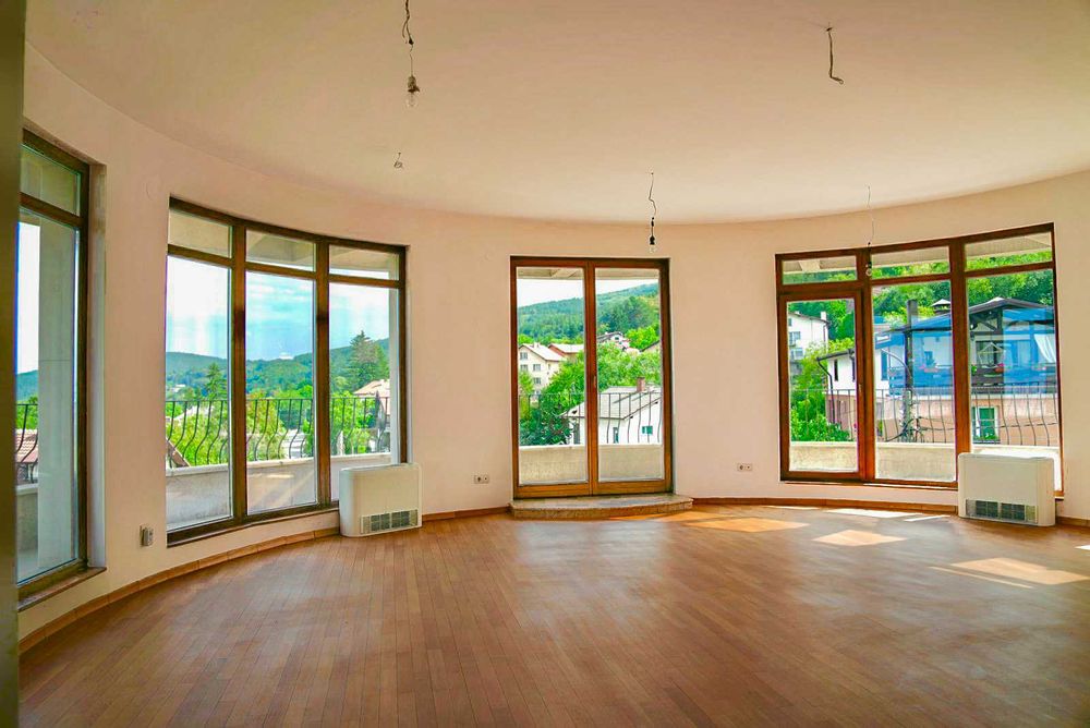 Продава луксозна сграда в ж. кв. Симеоново