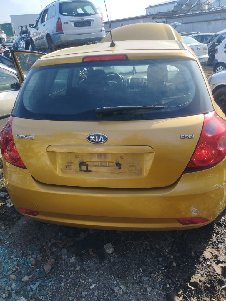 Dezmembrez KIA keed 2009 motor 1.6crdi  d4fb