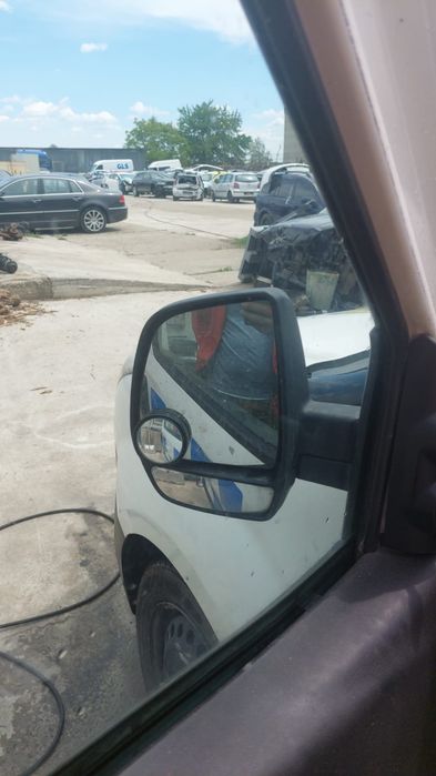 Dezmembrez Opel Combo 1.3 cdti euro 5 2013