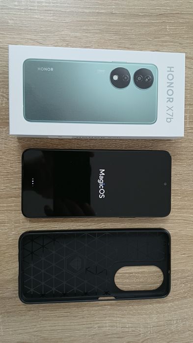 Vand telefon honor x7b