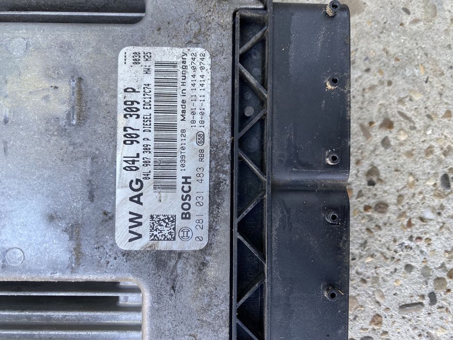 Calculator ecu motor Volkswagen Passat B8