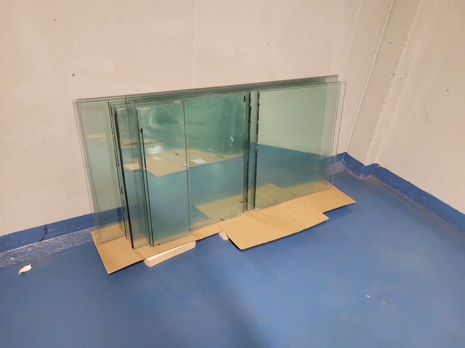 Panouri sticla securizata perete usa profil aluminiu