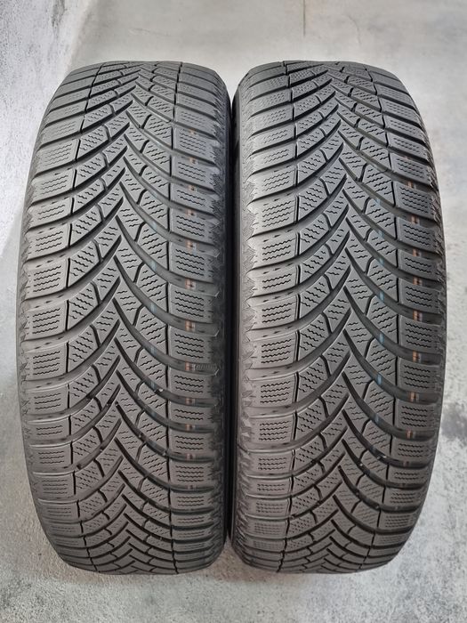 "Dot 24" 195/60/16 Semperit 2Броя: 150лв 6мм