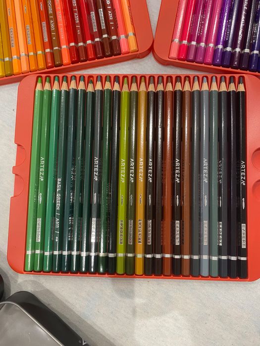 Set creioane colorate profesionale