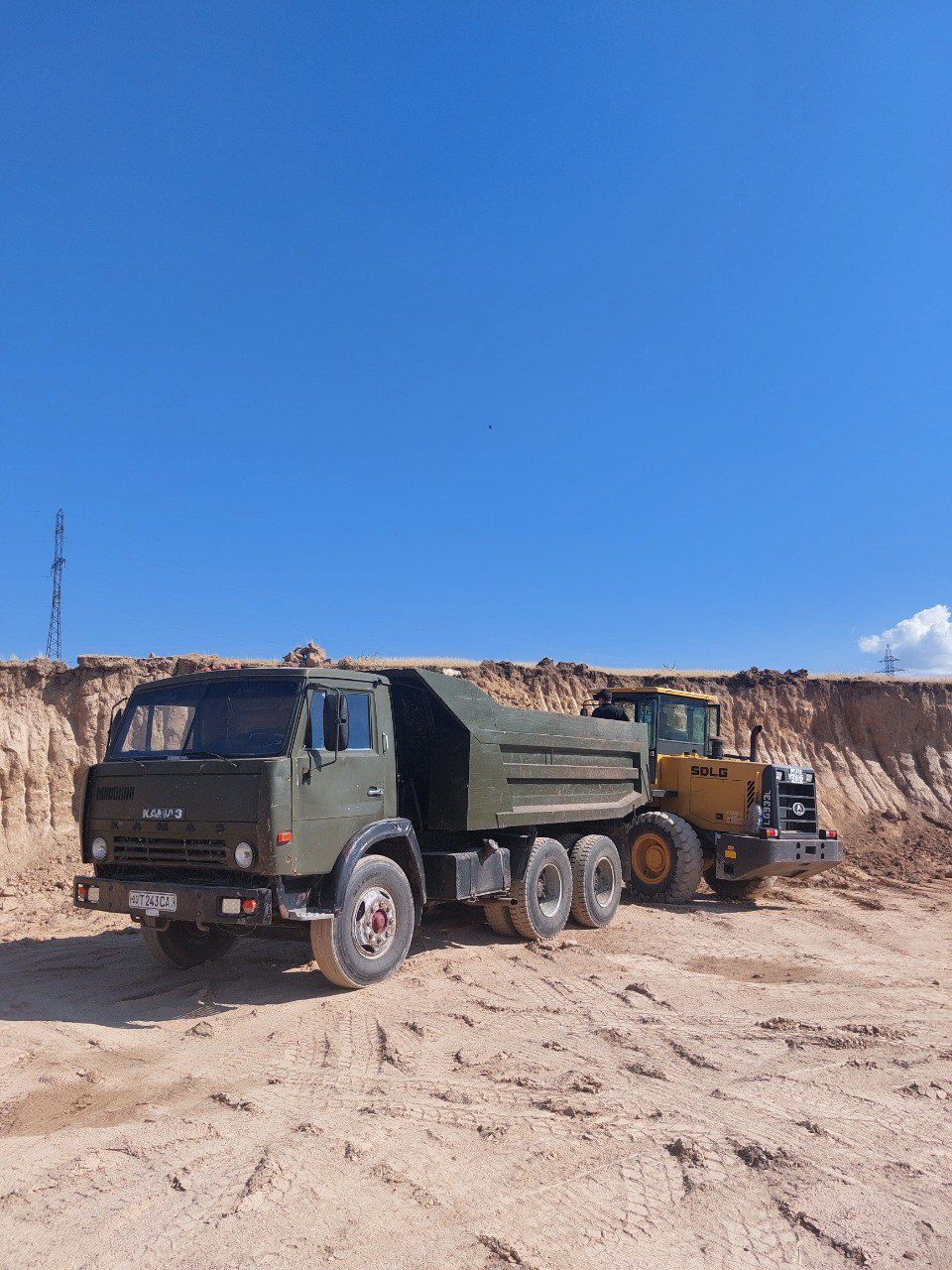 Kamaz samosval sotiladi 5511
Kamaz 5511 samasval sotiladi
Yili 1986
B