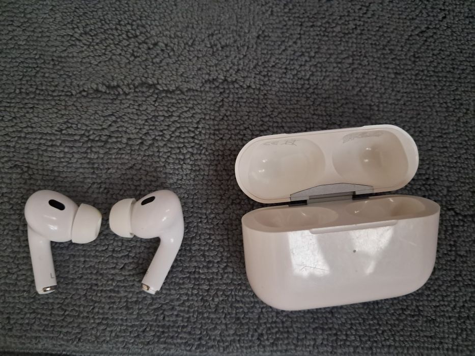 Vand casti Apple AirPods Pro 1