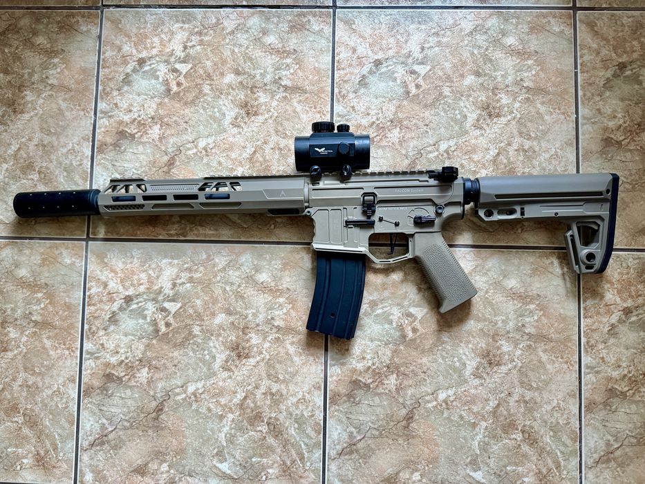 Replica ( pusca) airsoft custom M4 Double Eagle Full Metal