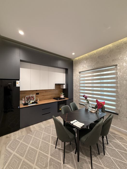 Продается Евро Дом с бассейном 2,7сот 4ком