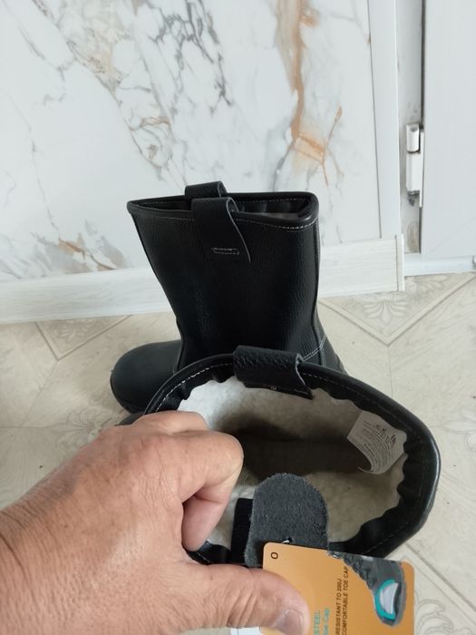 Қыстық арнайы етік сатылады,жаңа киілмеген