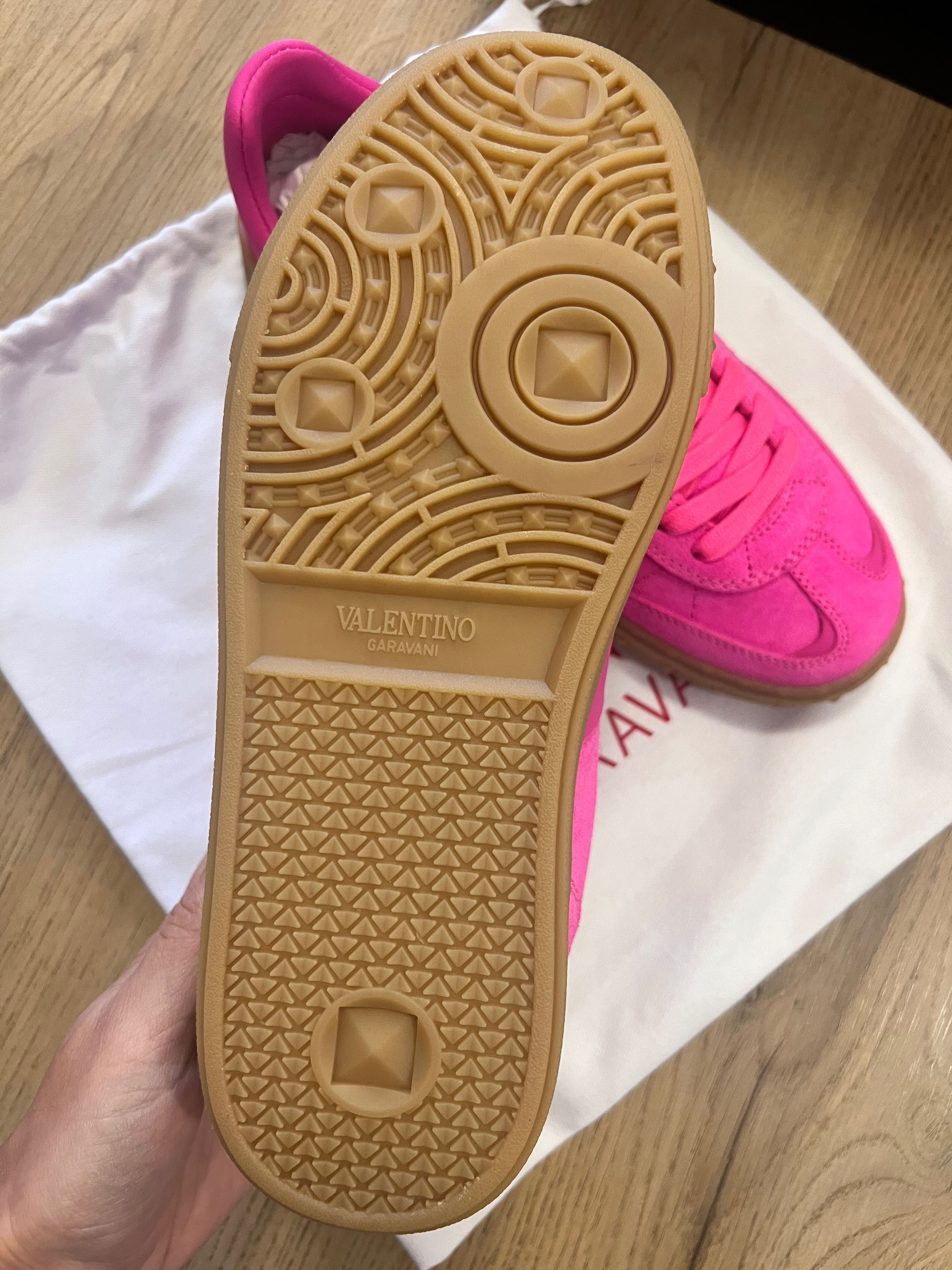 Маратонки valentino