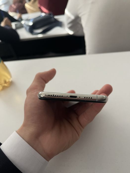 Iphone xs max srochna sotildii!!