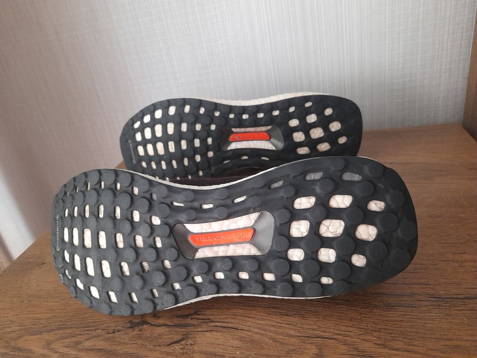 Adidas Ultra Boost Маратонки 43 номер.