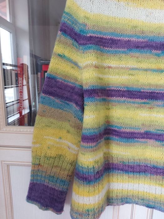 Связанный свитер, джемпер