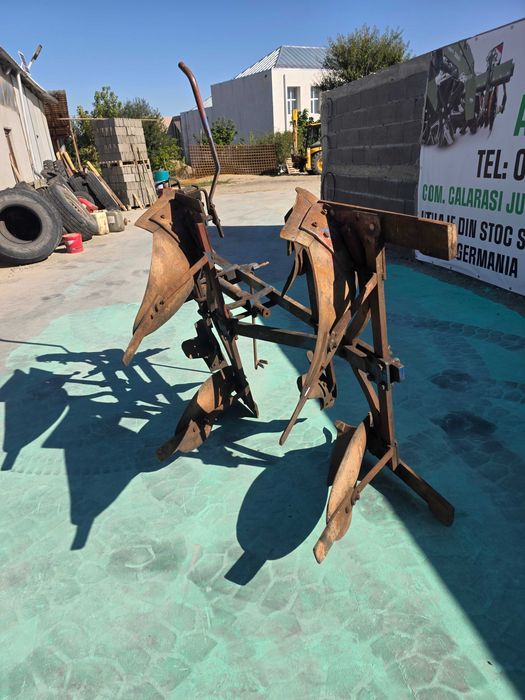 Plug Lemken reversibil  cu 2 brazde