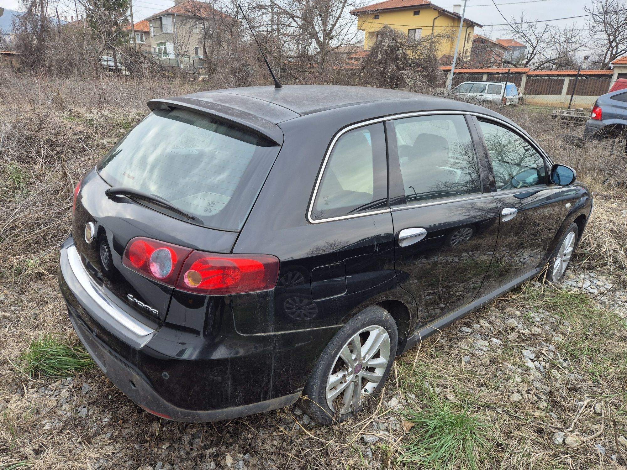 Фиат Крома 1.9jtd(120)к.с. 2010г.