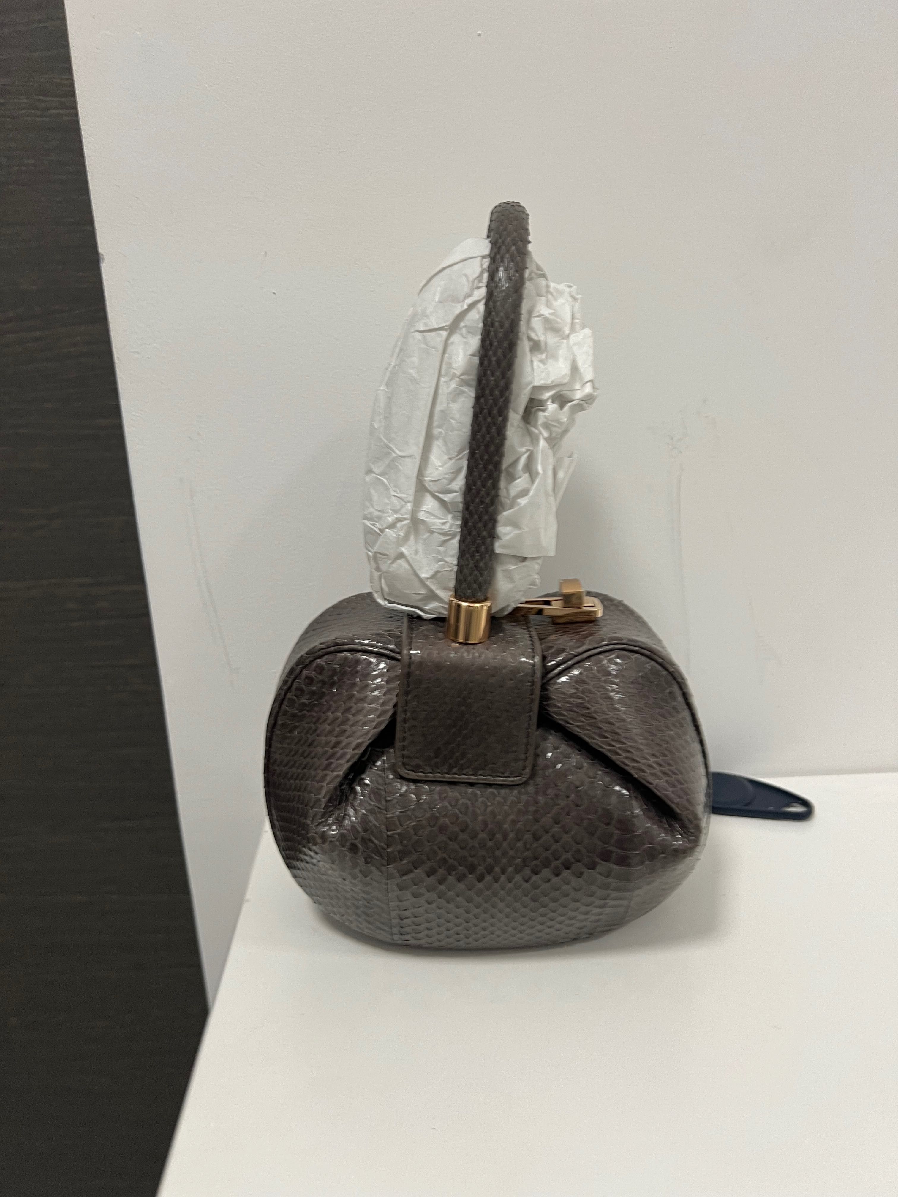 Jimmy Choo
Chloe
Gabriela Hearst
