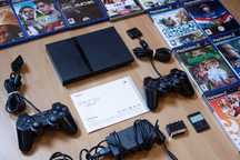 продам плейстейшин 2 слим в отличном сост игры на флешке