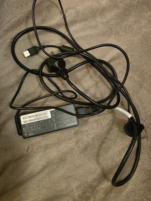 Зарядно за лаптоп Леново 65W