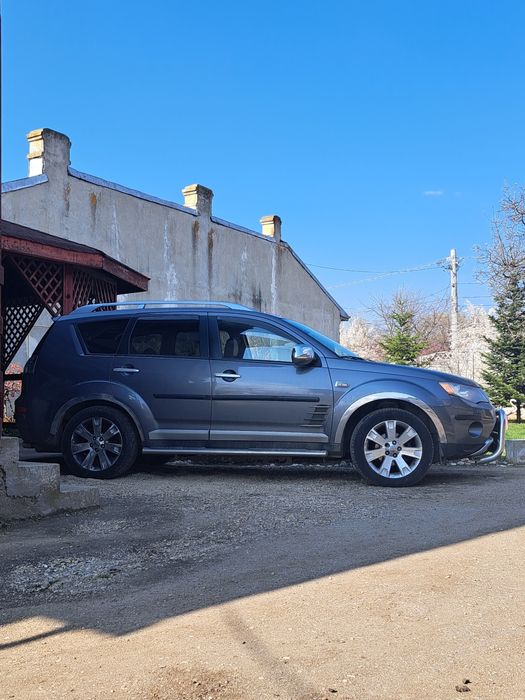 Mitsubishi Outlander 2009