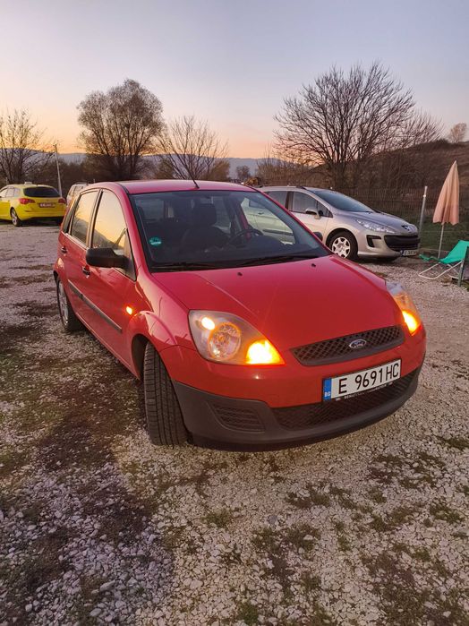 Автомобили под наем Рентакар