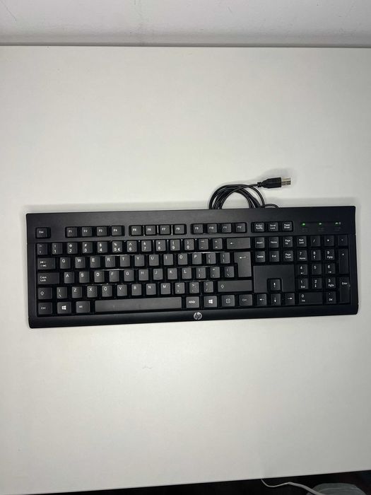 Tastatura HP USB cu fir full-size QWERTY