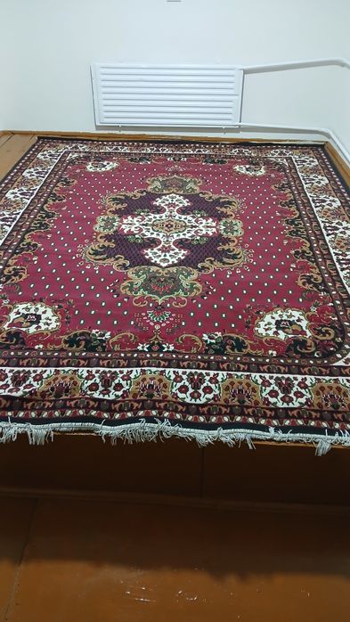 Qolin gilam. Eni 280 buyi 360