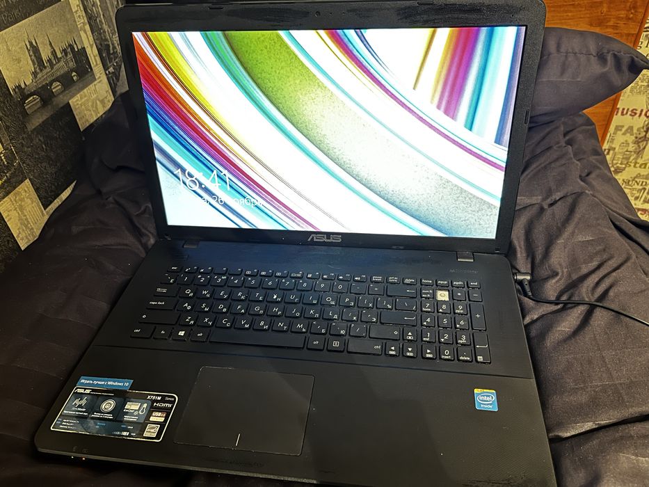 ноутбук asus рабочий продам