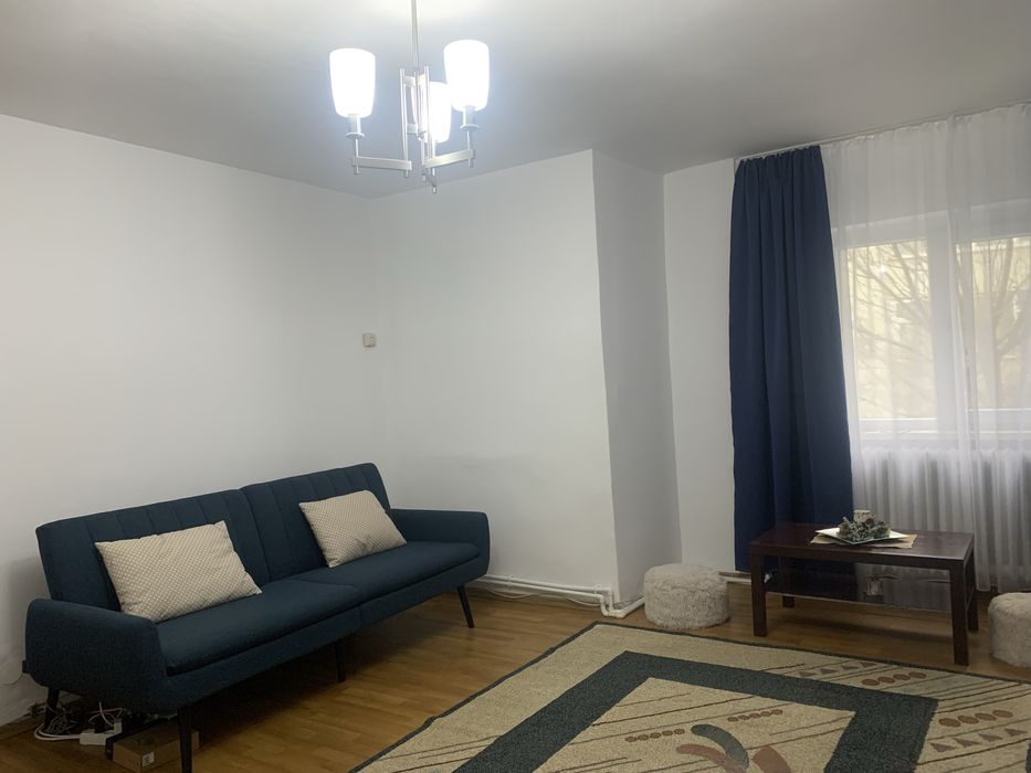 Inchiriez apartament regim hotelier