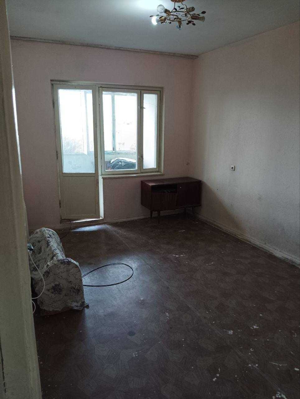 Продается квартира Кора Камиш 1/4 1/5/5 кв.м 42 цена 39500