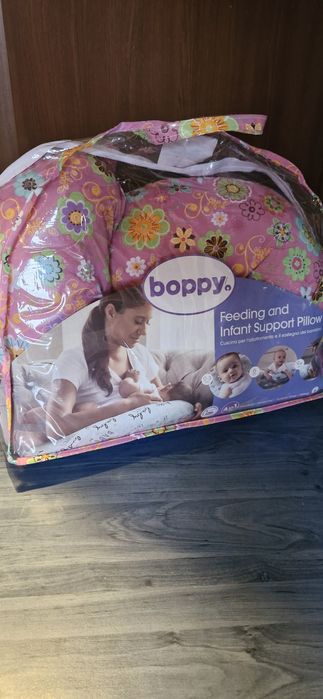 Perna alptat Chicco Boppy noua