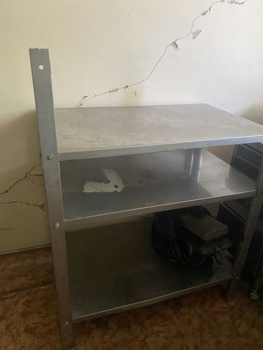 Хладилна витрина .