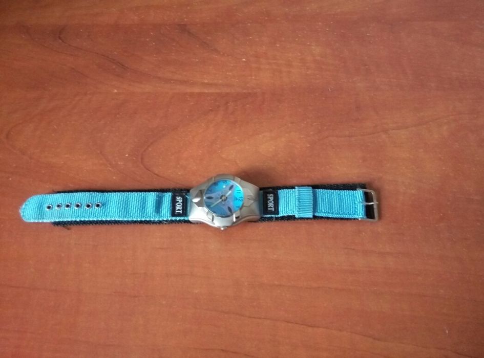 Часы в рабочем состоянии