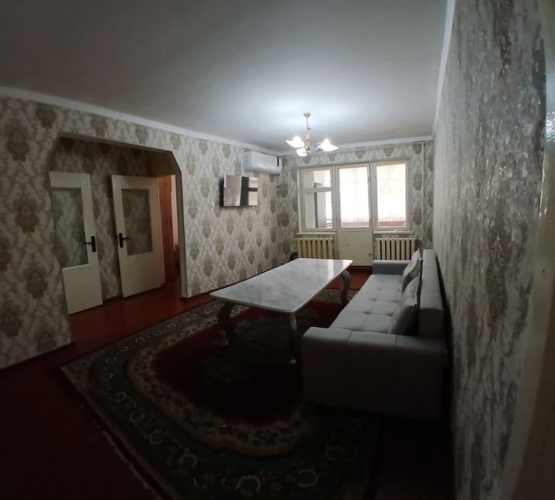 Калининский массивда квартира  ижарага берилади