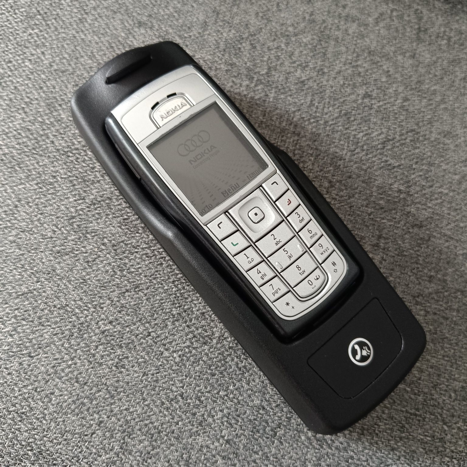 Nokia 6230i + Audi/VW Adapter