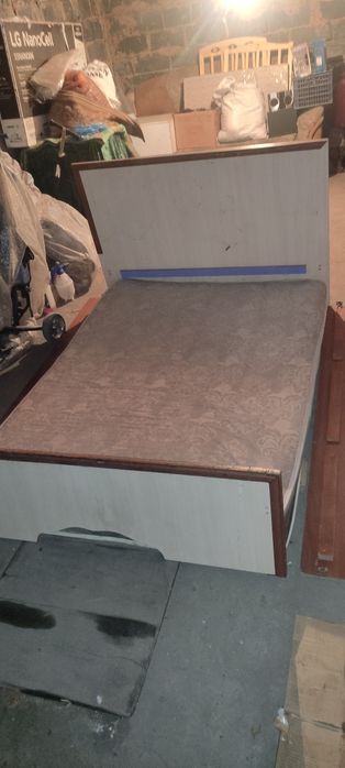 Кровать двухспальная