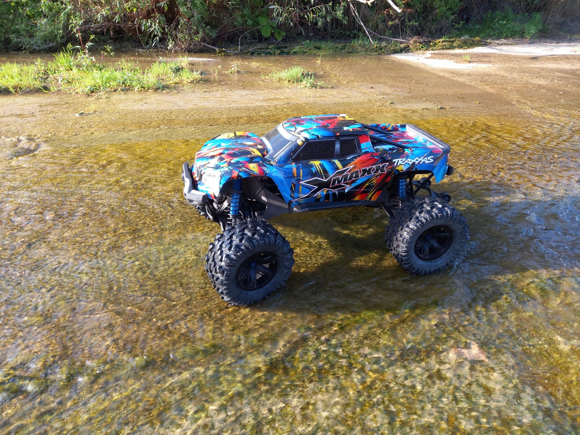 Traxas X-maxx monster