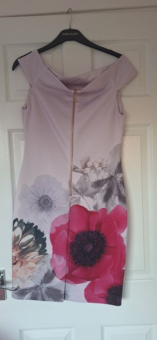 Ted Baker рокли размер 2 и 3/М като нови