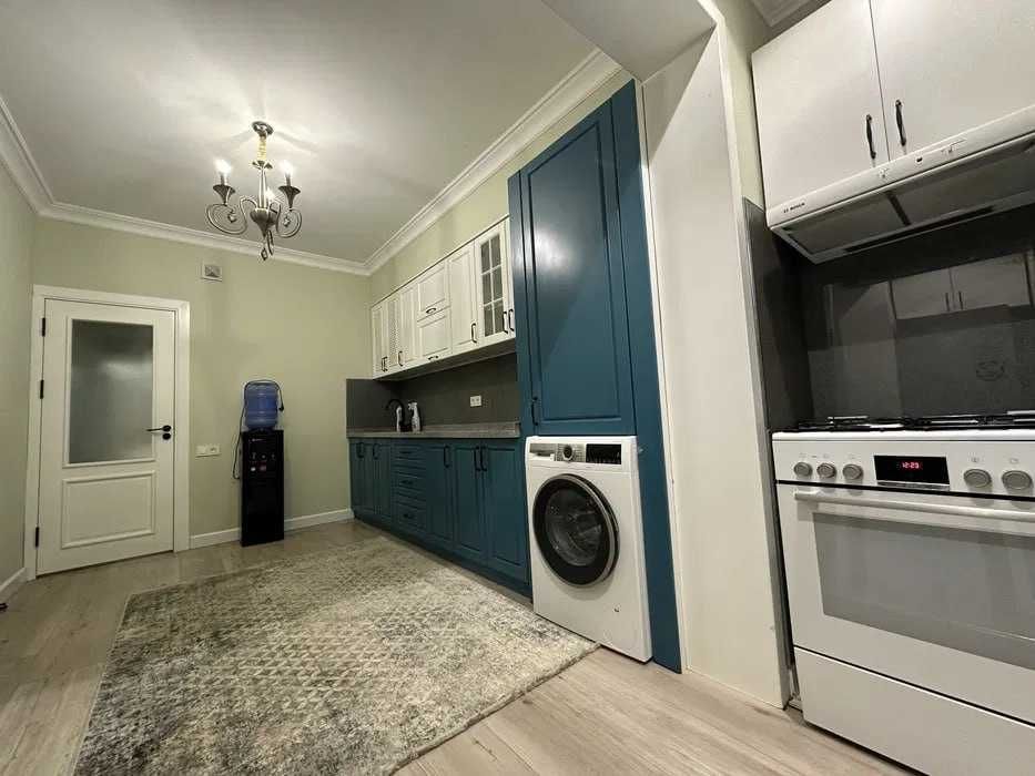 Срочно!!! Сдается Квартира с Ремонтом Ор-р Метро Новза 2/3/9 901*