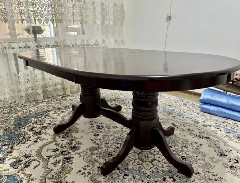 Гостинный столсатылады.