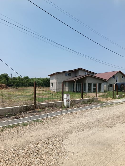 Casa Colceag, curte 3500 mp