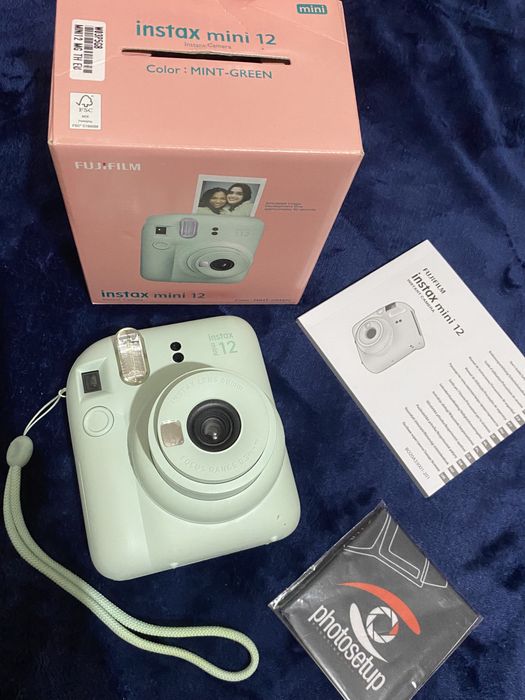 Camera Fujifilm instax mini 12
