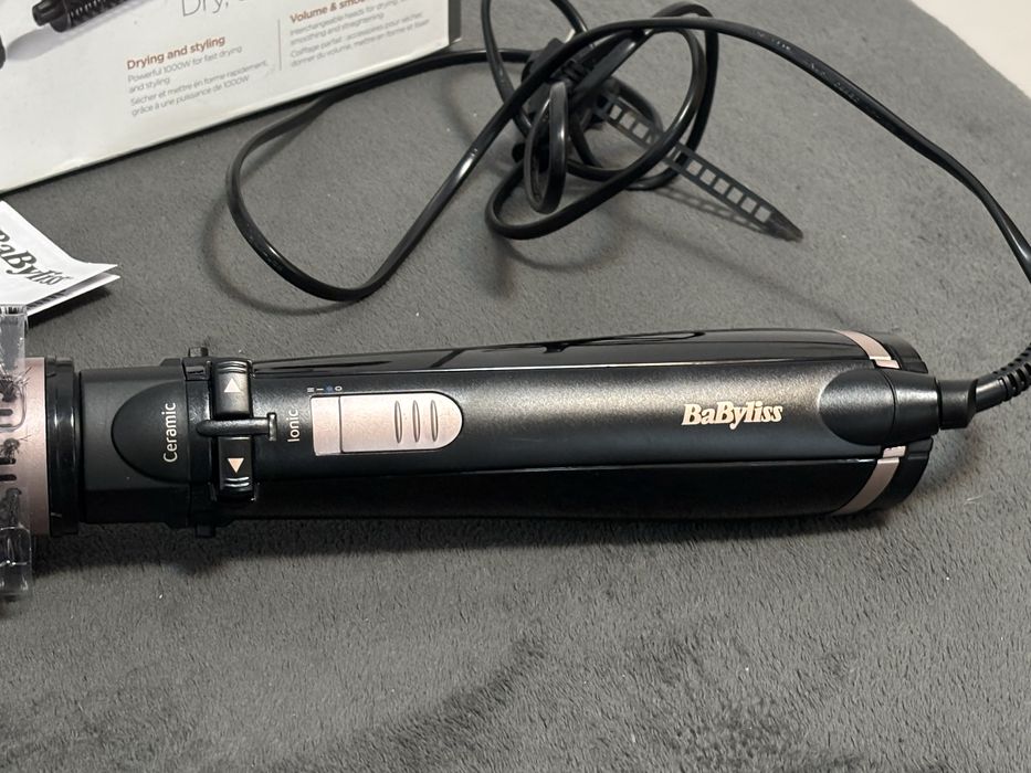 Perie rotativa Babyliss noua